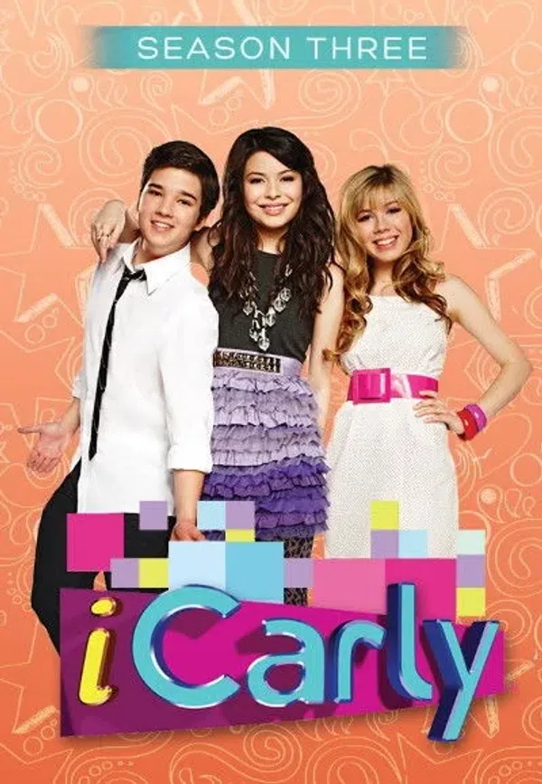 Poster phim Cô Bé Internet Carly (Phần 3) trên SubNhanh